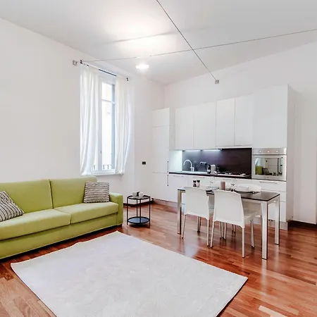 Apartamento In One - By Myhomeincomo Como