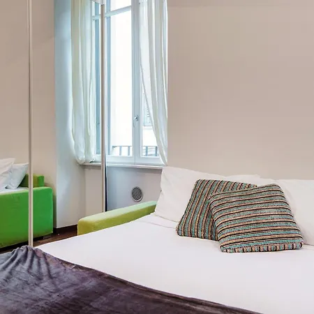 In One - By Myhomeincomo Apartment Como
