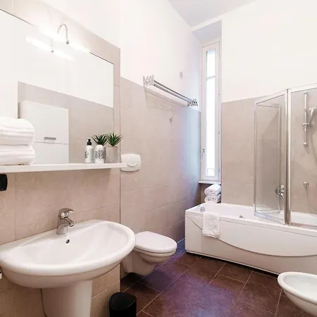 In One - By Myhomeincomo Apartament *